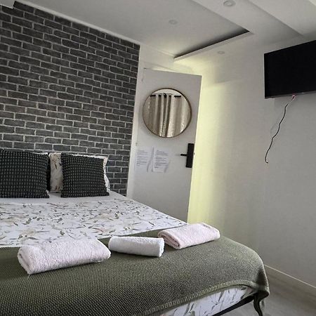 Airport Room Lisboa Εξωτερικό φωτογραφία