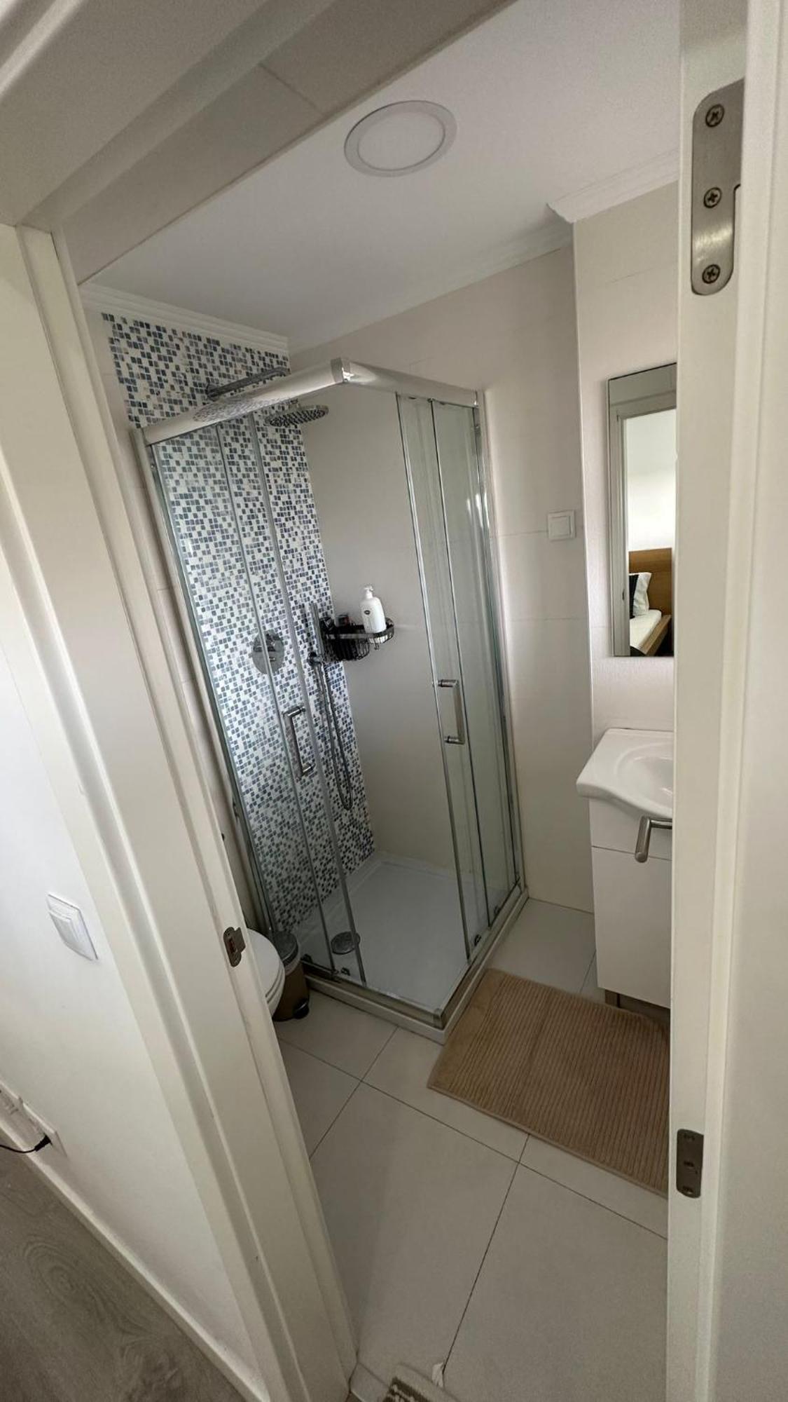 Airport Room Lisboa Εξωτερικό φωτογραφία